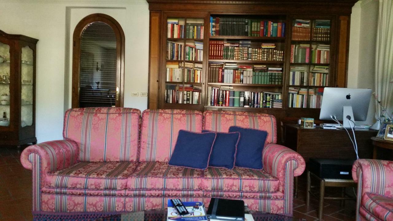 Casa Vittoria Villa Corsanico-Bargecchia ภายนอก รูปภาพ